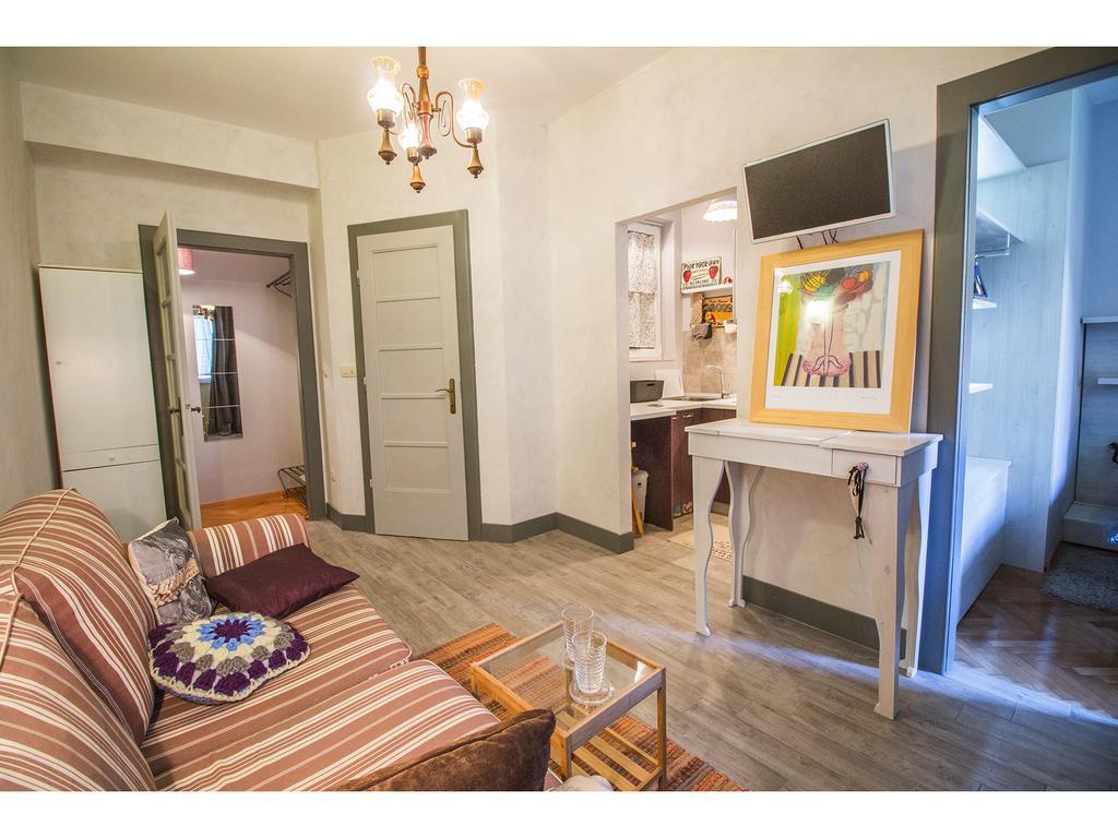 Shades Of Grey Apartman